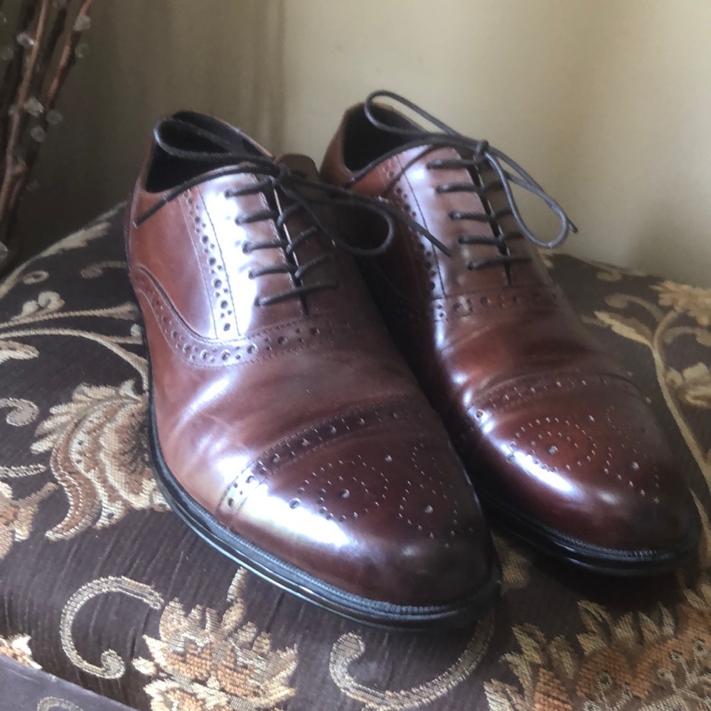 Men’s size 10 Kenneth Cole Reaction Shoes